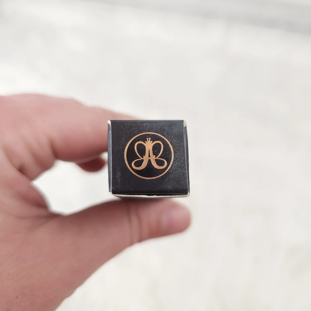 Anastasia Beverly Hills Liquid Lipstick in the shade Heathers